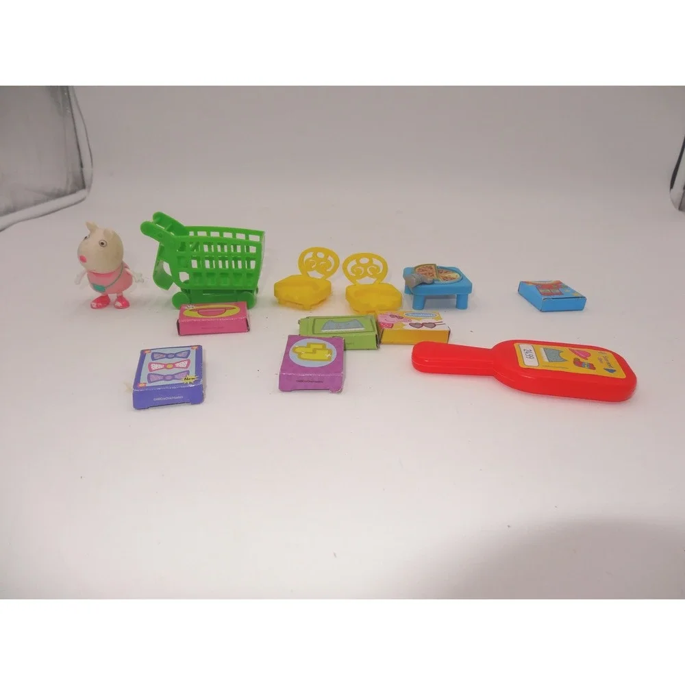 Peppa Pig Shopping Mall Center with Working Elevator‎ Accessories and Pig